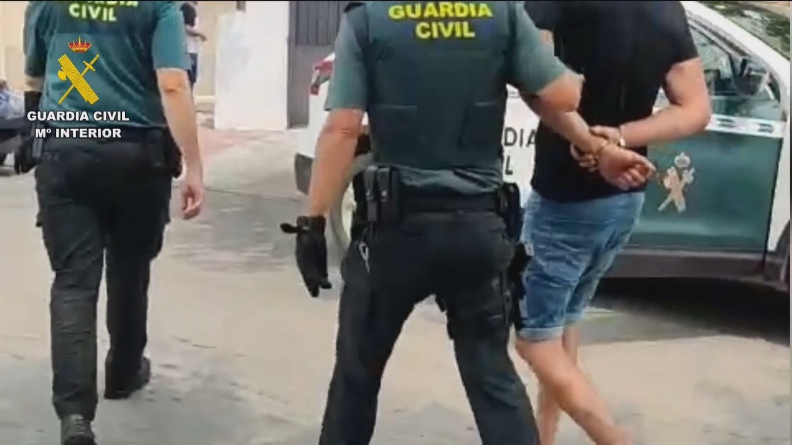 Guardias civiles detienen al autor de una agresión mortal a su pareja