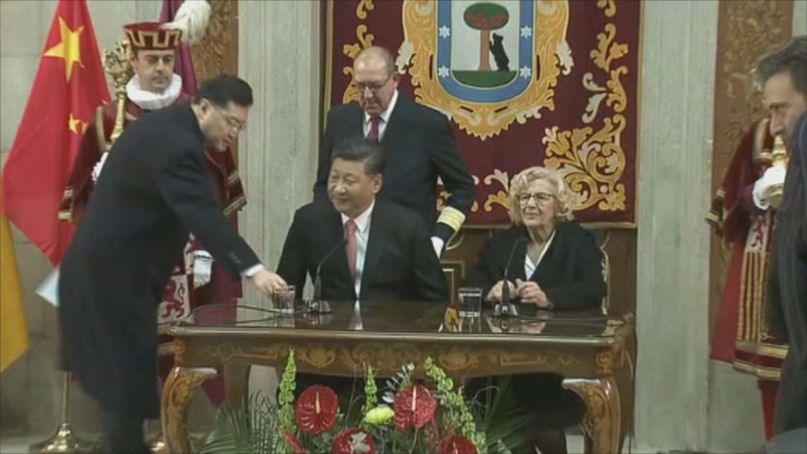 Carmena entrega las llaves de  la ciudad al presidente chino, Xi Jinping