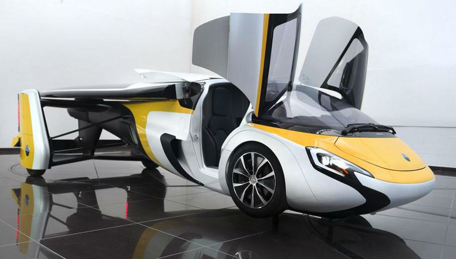 Aeromobil 4.0, el coche volador que ya se puede reservar en Europa