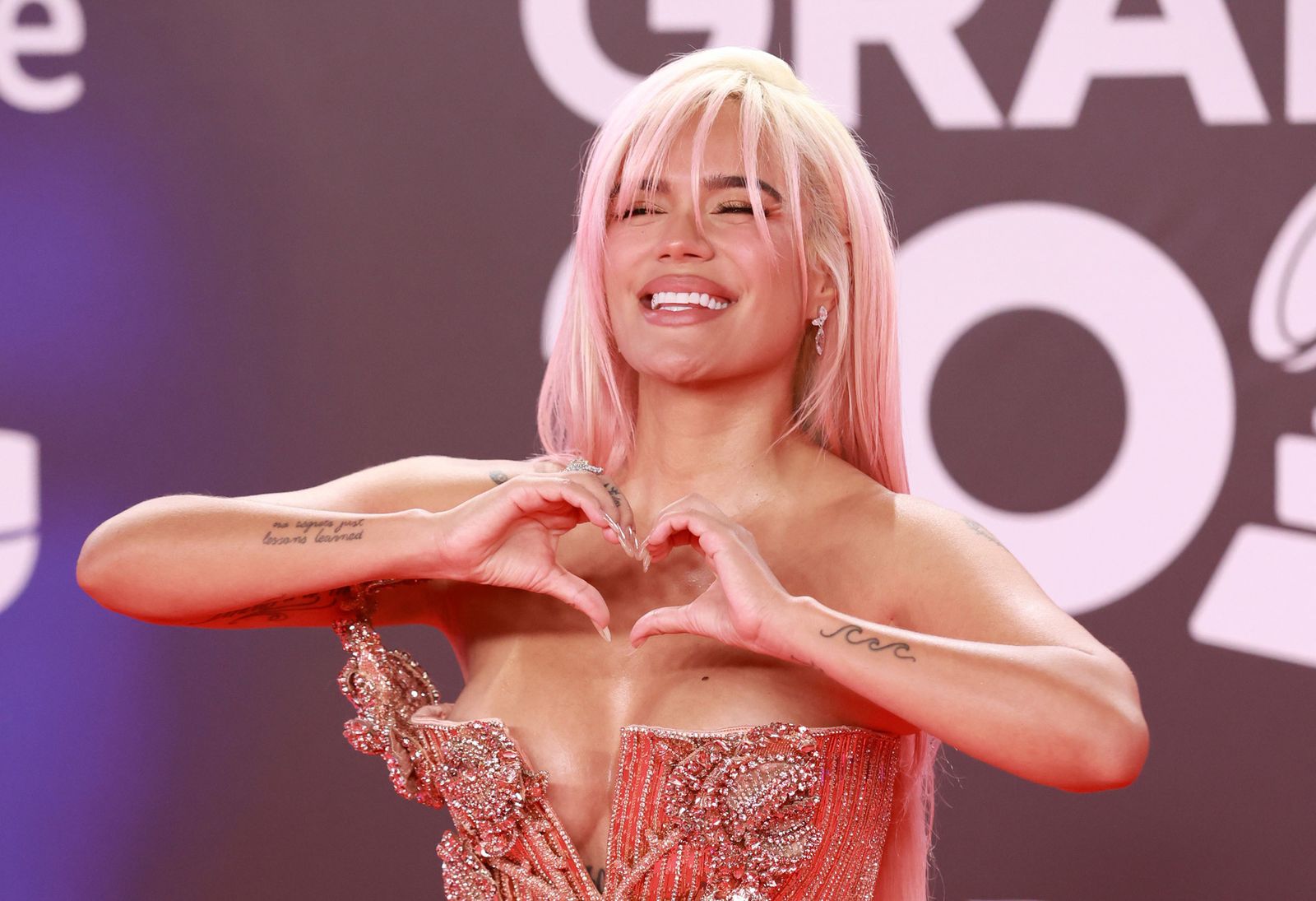 La cantante Karol G posa durante el photocall de los Latin Grammy 2023, en Sevilla