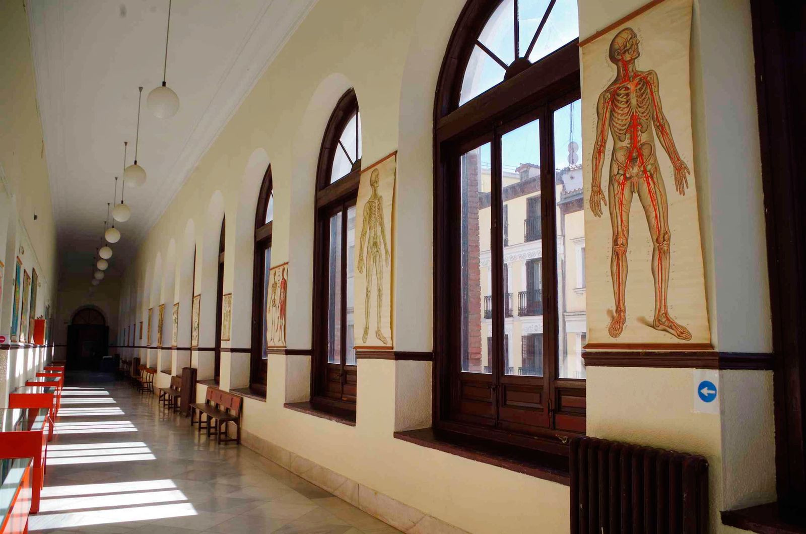 Una de las galerías del IES Cardenal Cisneros