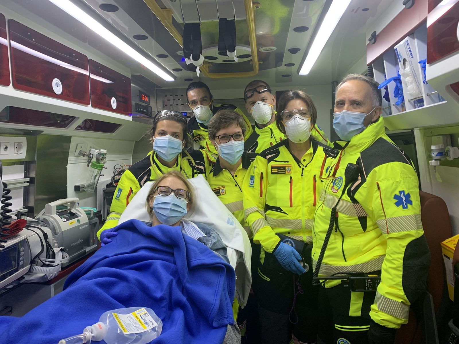 Madre atendida tras el parto en Ciudad Lineal