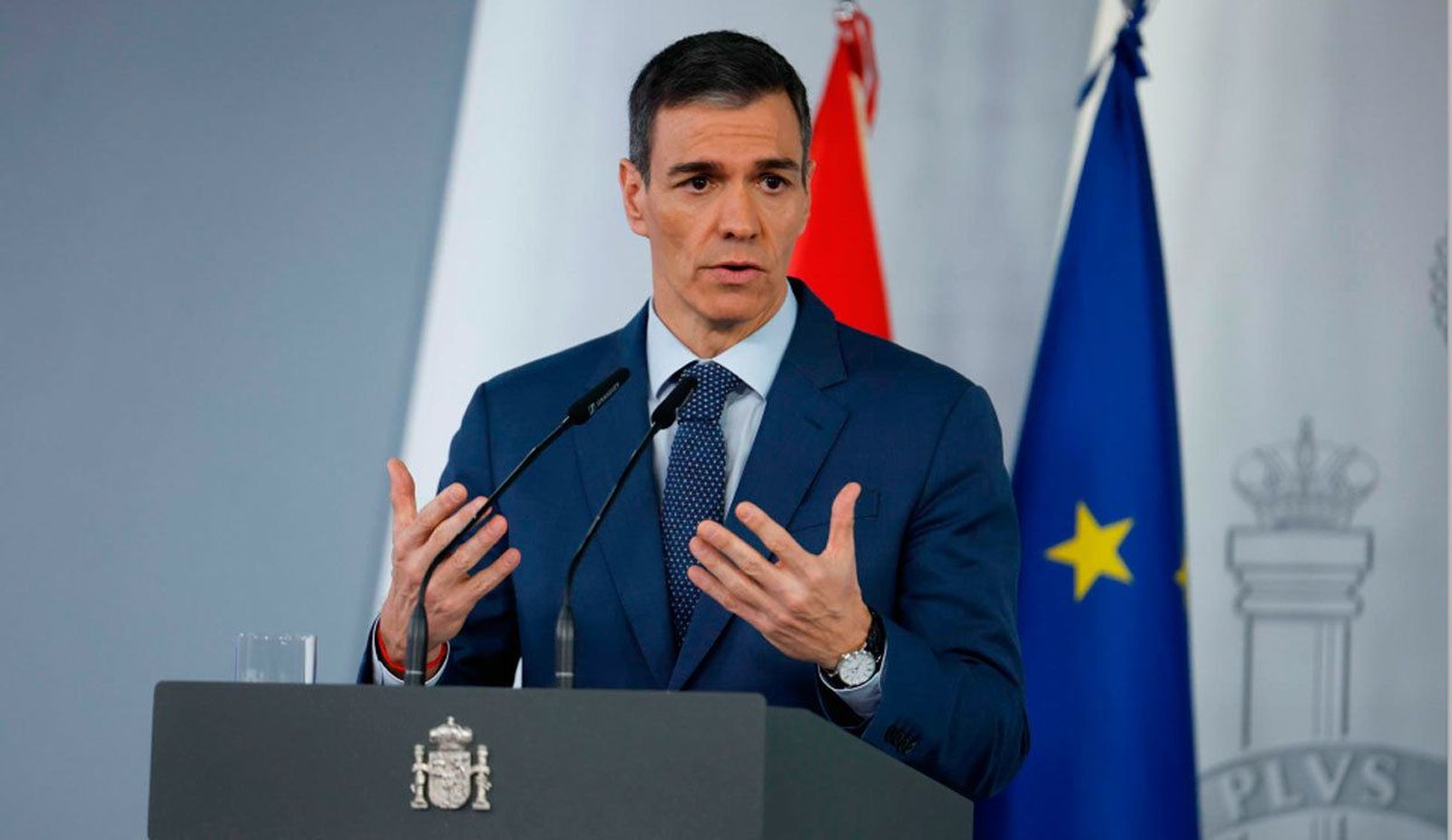 Sánchez disfraza de "cultura democrática" el plante de Sumar en el Gobierno de coalición