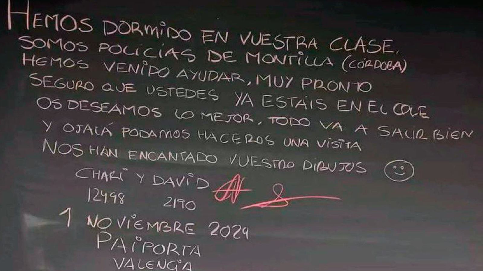 "Todo va a salir bien", el mensaje viral que dejaron dos policías de Granada en un colegio de Valencia