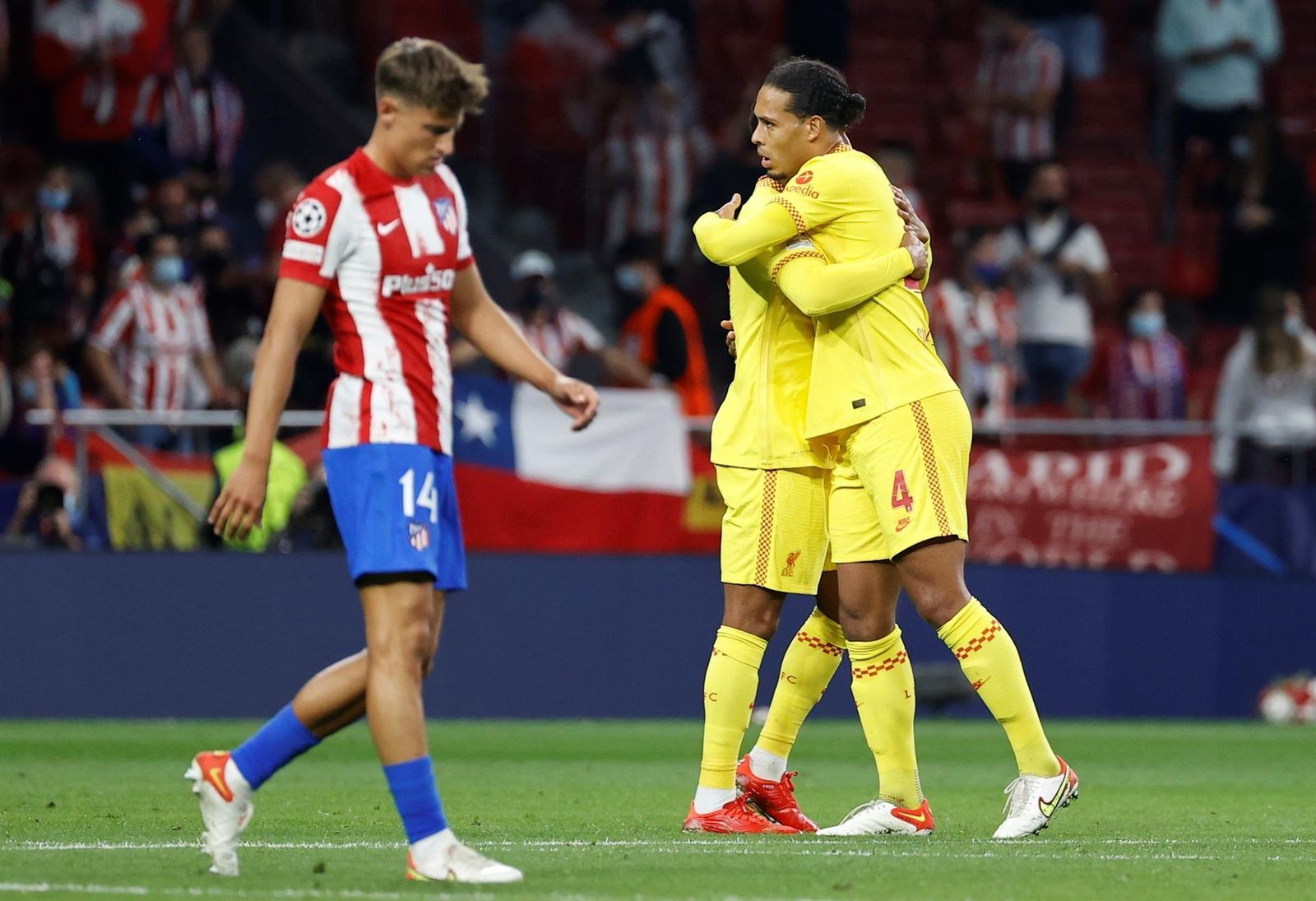 Marcos Llorente ante el Liverpool
