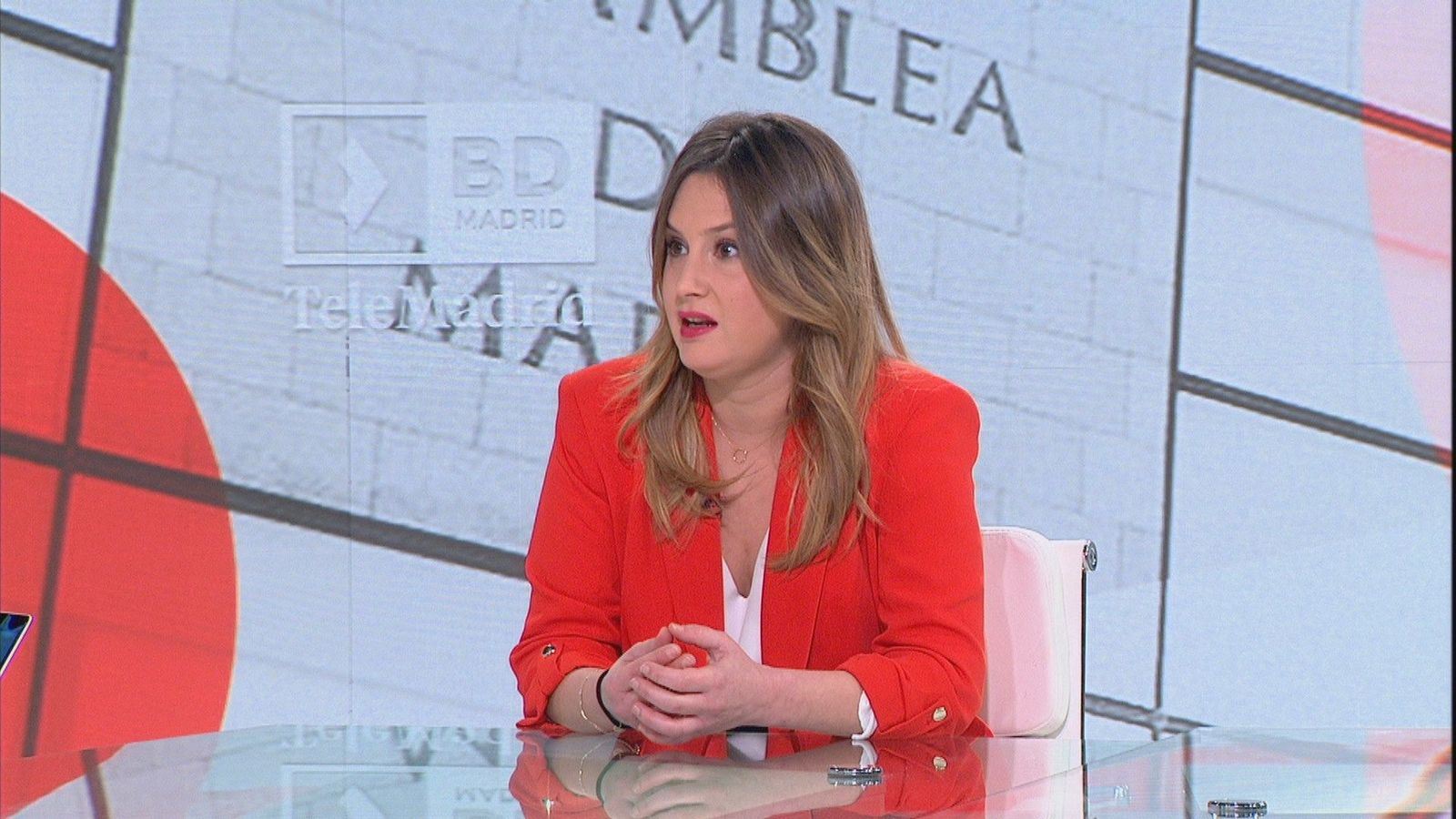 Alejandra Jacinto: "Lo que propone Ayuso es desregular el taxi en vez de regular a la VTC"