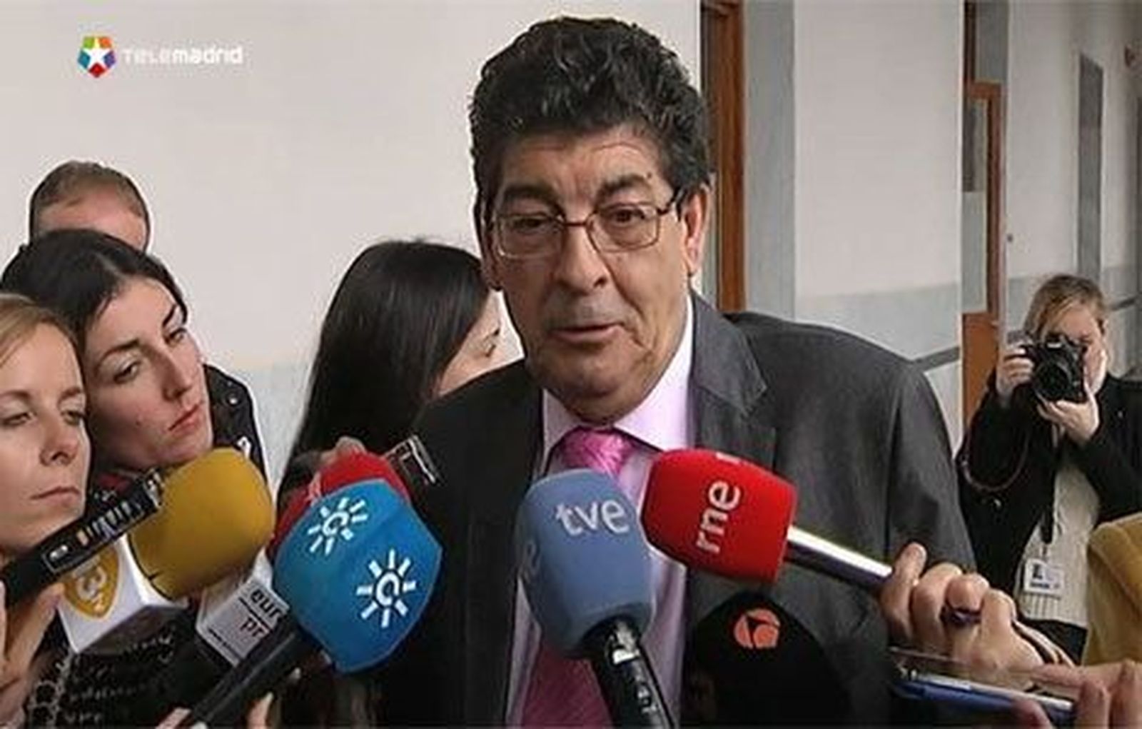 Alaya ordena a la UCO investigar si Valderas intervino en las ayudas  de los EREs