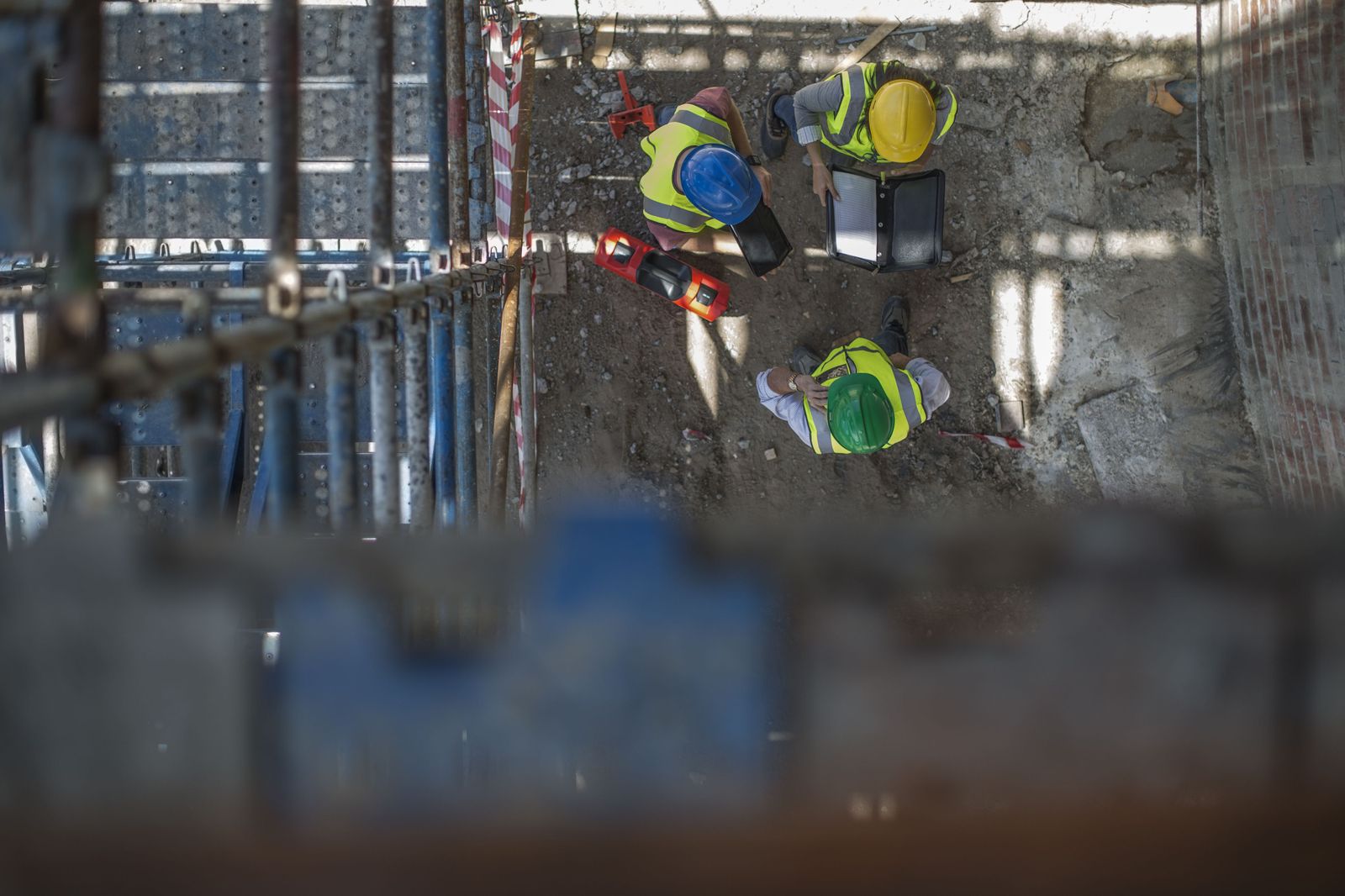 PP y CEOE coinciden en rebajar las cifras de absentismo laboral de España