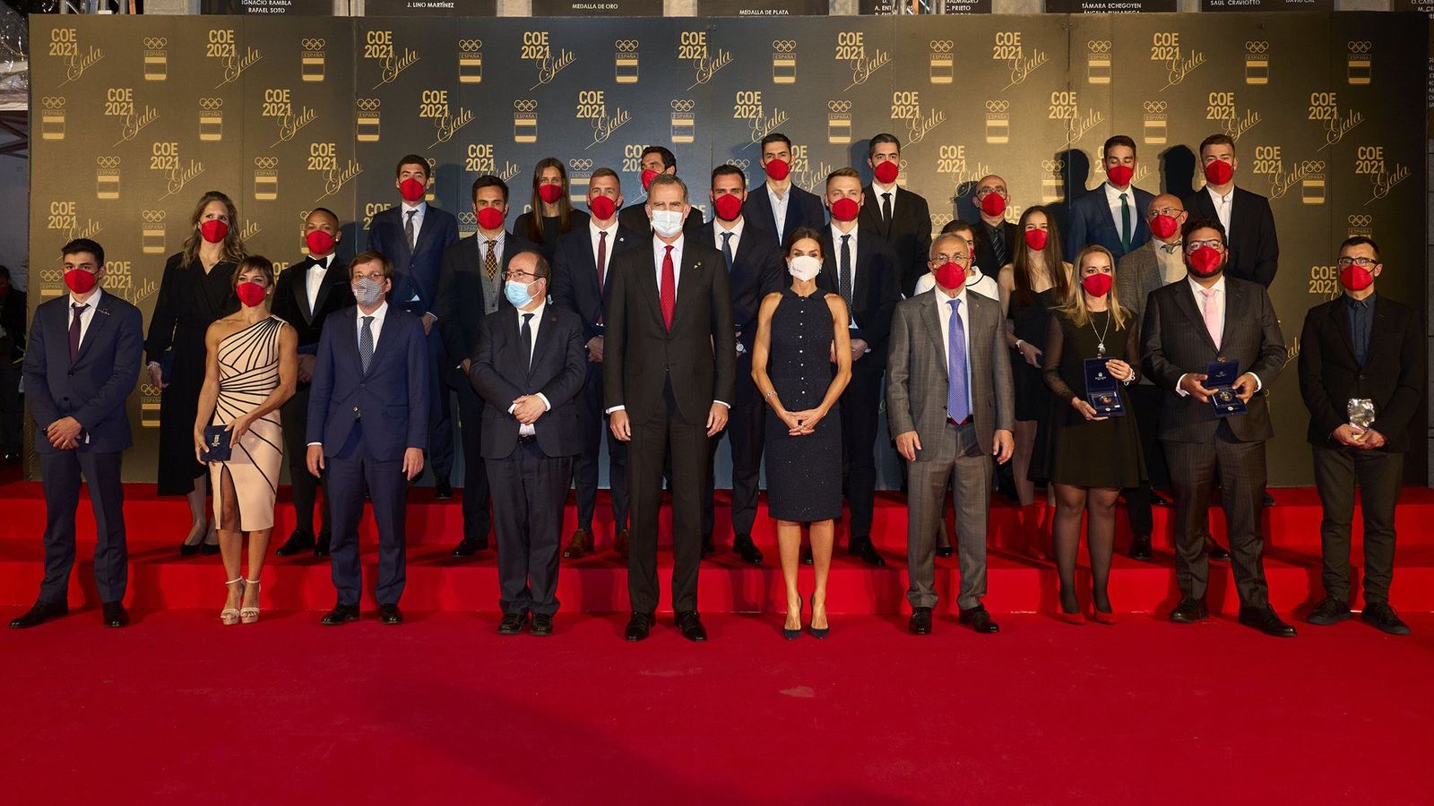 Los medallistas de Tokio reciben un emotivo homenaje del Comité Olímpico