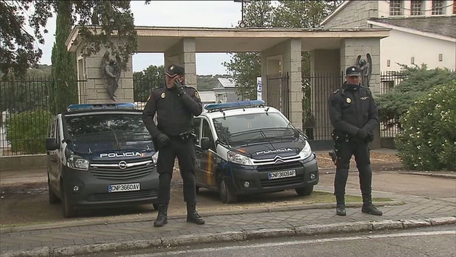 La Delegación de Gobierno desautoriza una concentración frente al cementerio de Mingorrubio