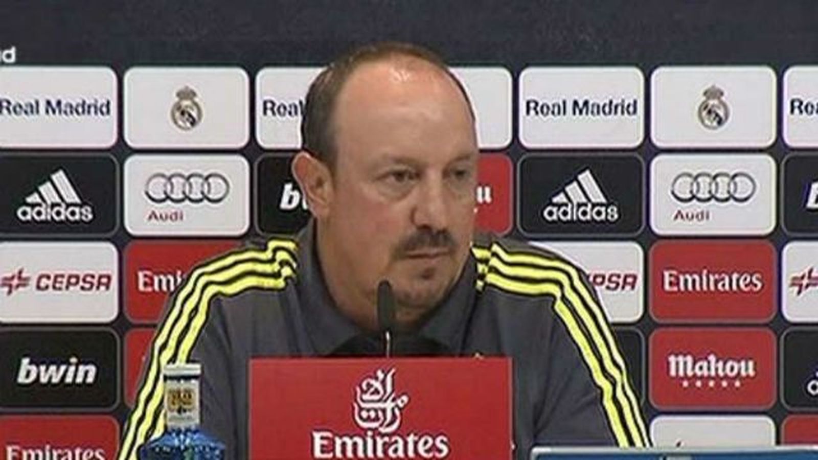 Benítez: "Si ser el que más tira a puerta  significa ser defensivo me he perdido"