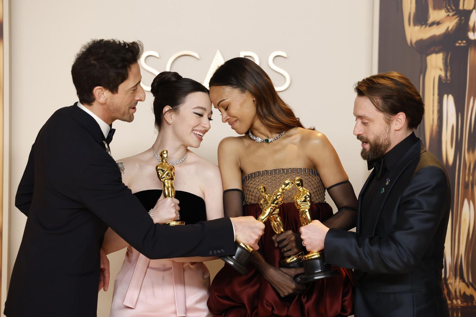 Zoe Saldana, Kieran Culkin, Adrien Brody, Mikey Madison, grandes vencedores en los Oscar 2025