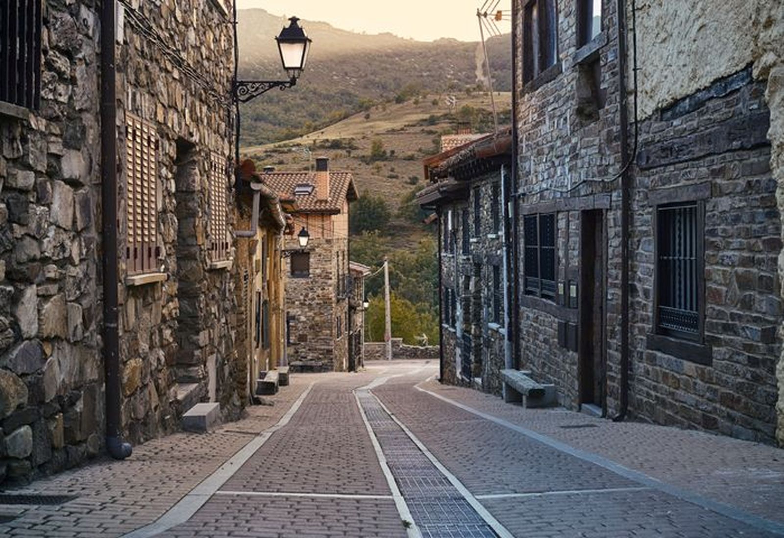 Así se vive en los pueblos menos habitados de Madrid