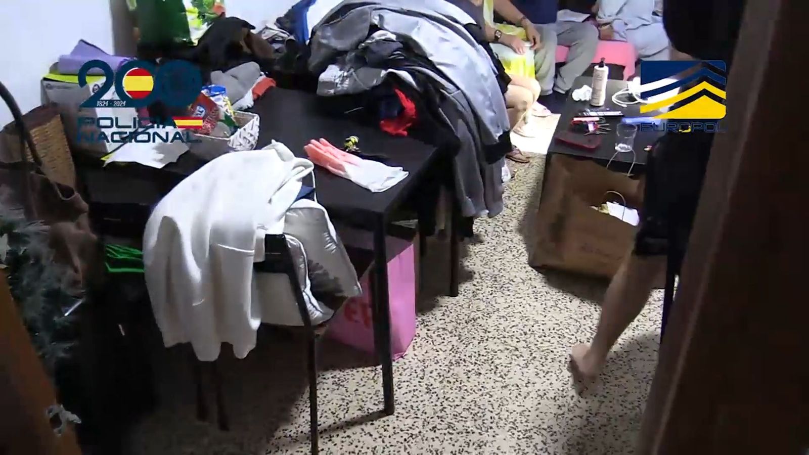 Liberadas 13 víctimas de explotación sexual captadas mediante una app, con varios detenidos en Madrid