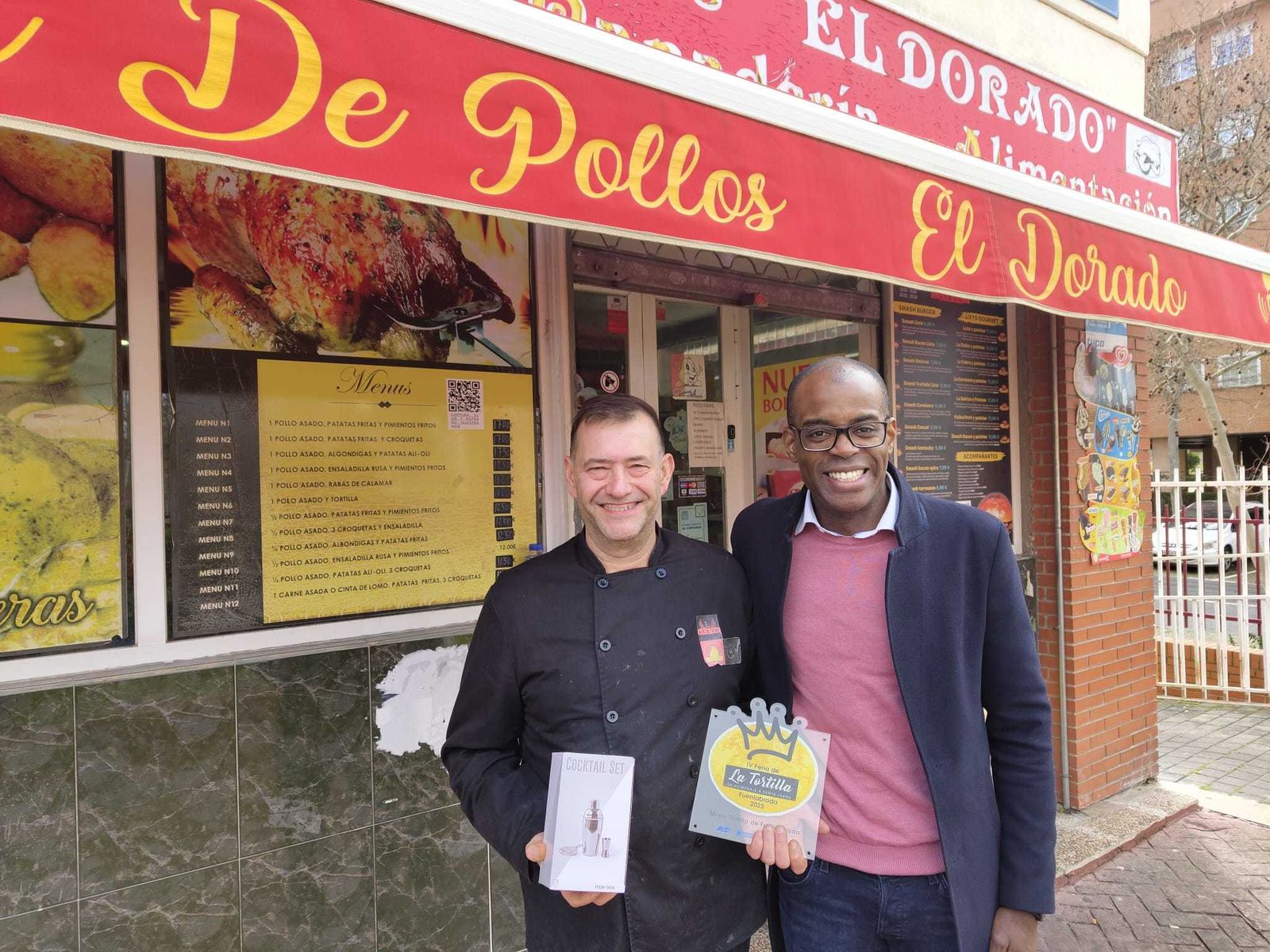 Entrega del premio a la mejor tortilla de patatas de Fuenlabrada de 2025