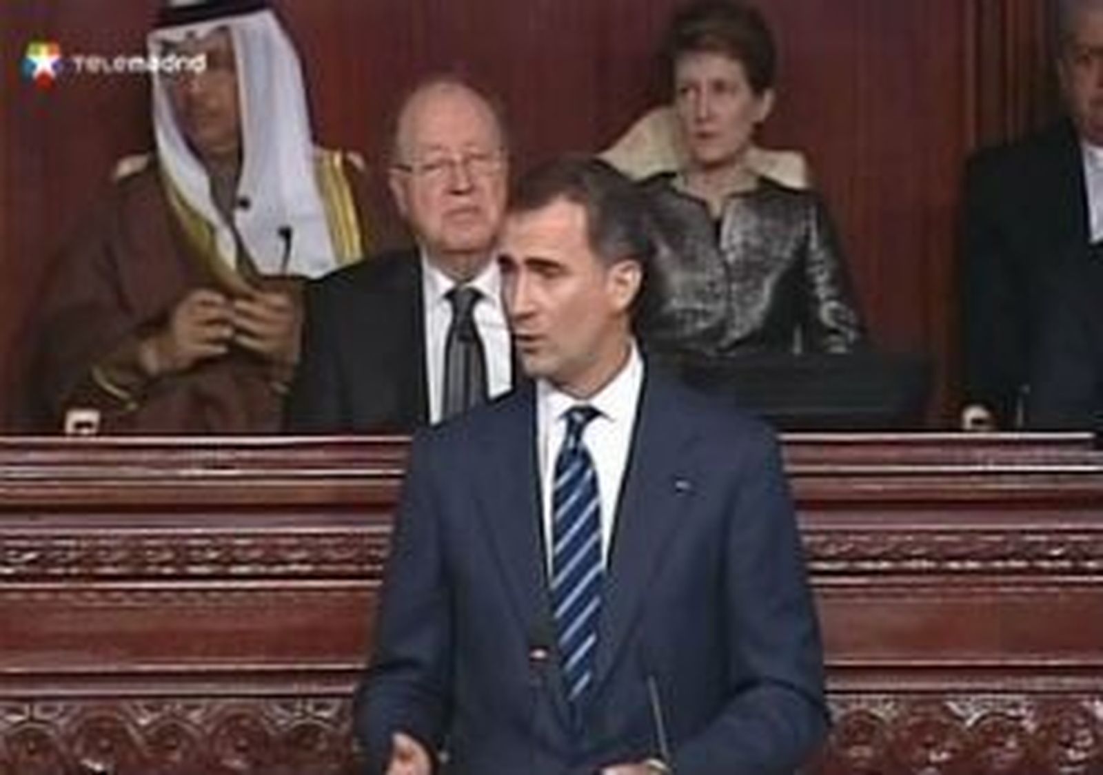 El Príncipe Felipe felicita a los tunecinos por su nueva Constitución