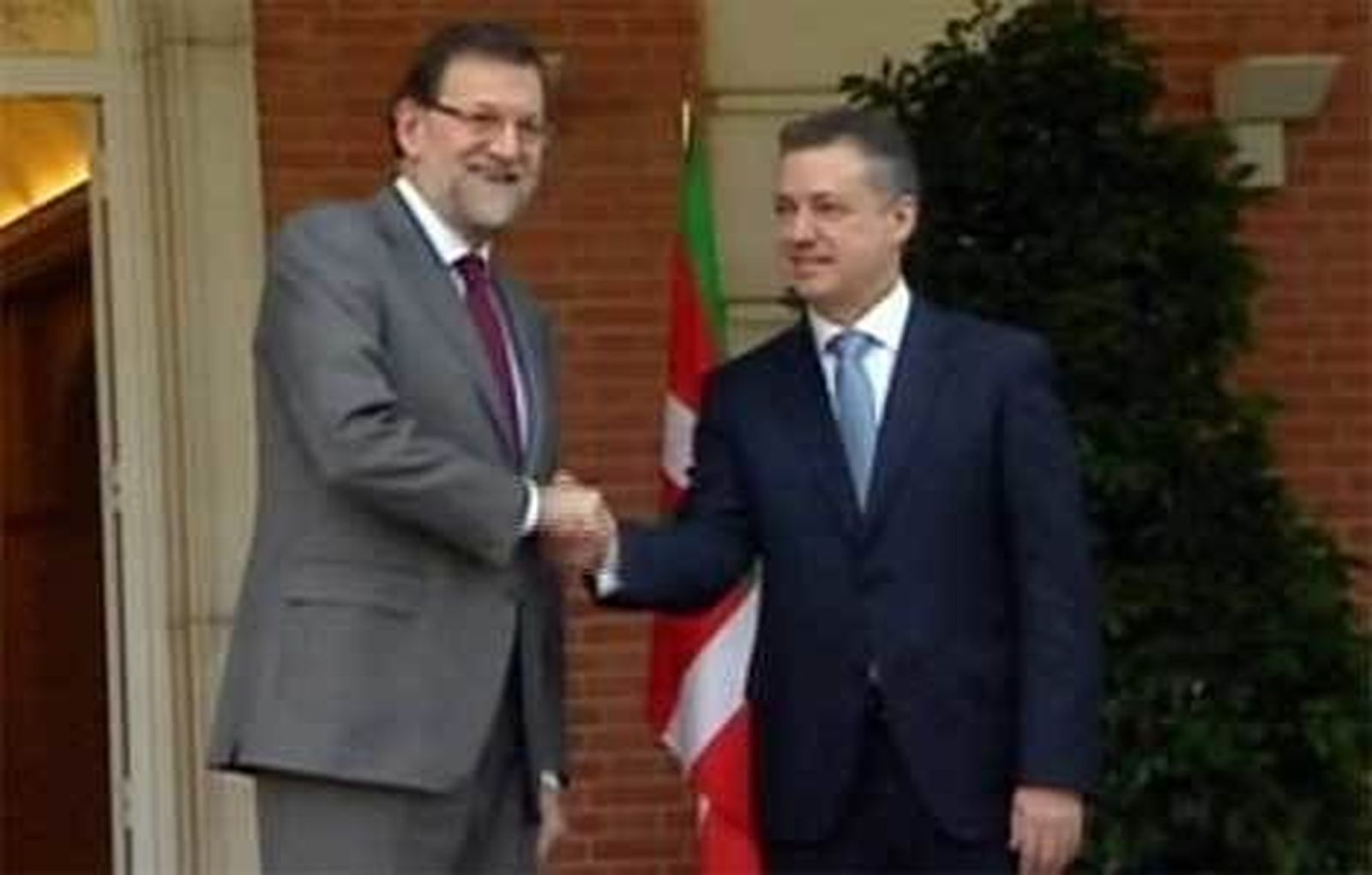 Rajoy se reune con Urkullu en La Moncloa